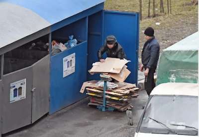 Мусор баком вышел. "Ъ" принюхался к раздельному сбору отходов в столице