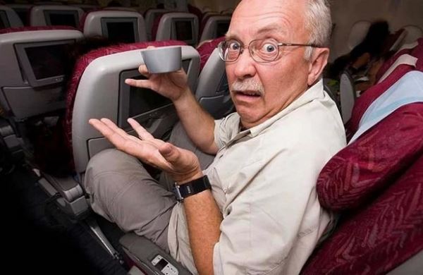 <br />
Что больше всего раздражает пассажиров во время полета<br />
