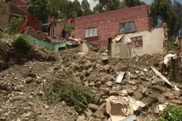 Ливень вызвал разрушительные оползни в Боливии: 8 человек погибли